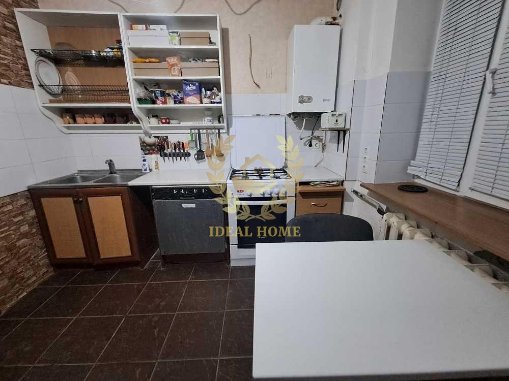 Продам просторий 3-поверховий цегляний будинок  - фото 8