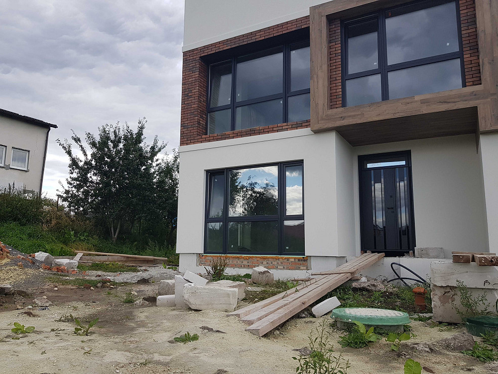 Продаж Квартира на улица Зубра - изображение 2