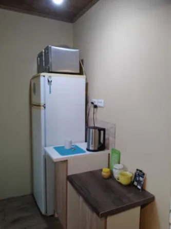 Продаж Будинок 4-кімнатний на ул. Путейская СТ Связист, 84а 