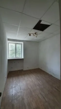 Продаж Окрема будівля / частина будівлі площа 161 кв.м 1-й поверх на Радистів Дніпро