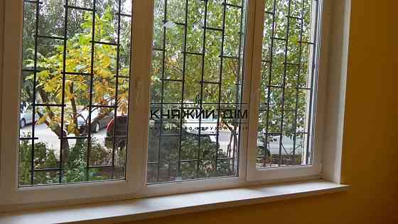 Оренда офісне приміщення на Урловская ул. поверх - 1 Київ