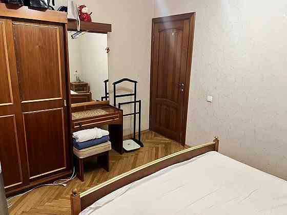 Оренда Квартира 3-кімнатна, 10/14 поверх на вул. Антоновича, 158 Київ