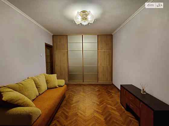 Оренда Квартира 1-кімнатна, 11/11 поверх на просп. Академіка Глушкова, 29 Київ