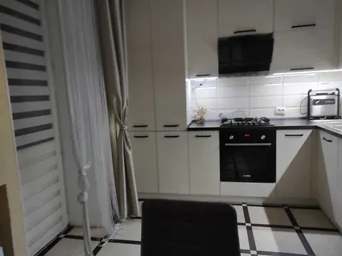 Продаж 1к Квартира 37 кв.м Бідного Олександра вулиця 16 Полтава - фото 2