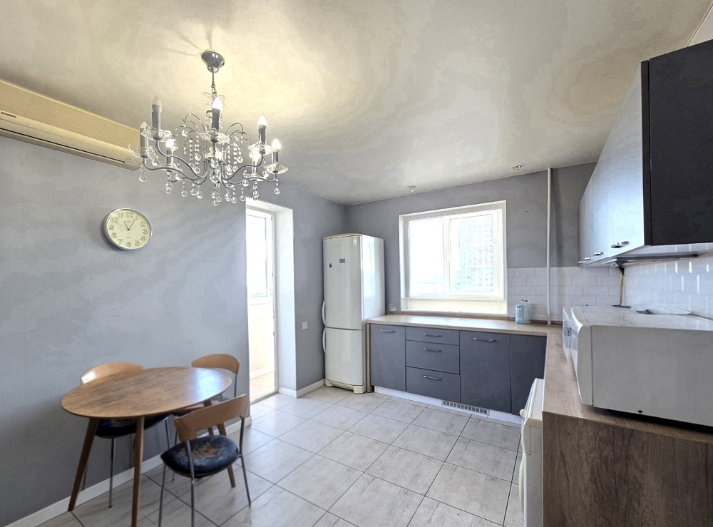 Продам 3 комнатную чешку. Вузовский / Шишкина Одеса - фото 1