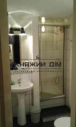 Оренда 3кімн.2-х рівнева кв.поряд з Ботанічному садом,м.Площа Льва Толстого № 11134376 Київ