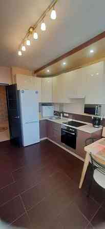 Оренда Квартира 1-кімнатна, 21/24 поверх на ул. Бакинская Киев