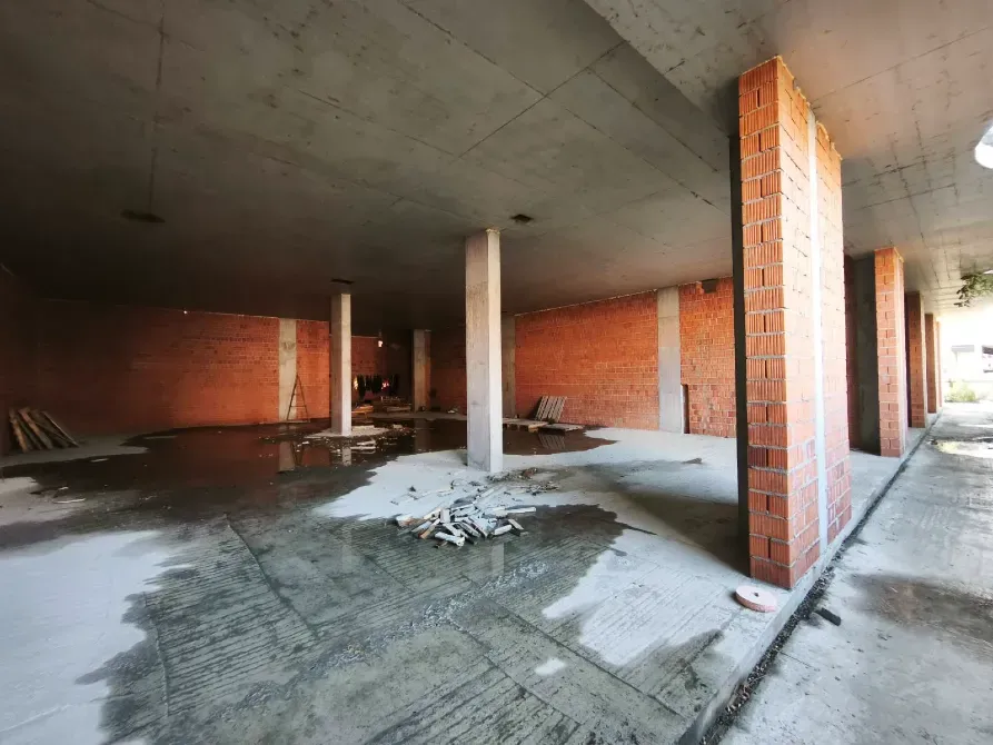 Продажа Помещение в жилом доме площадь 220 кв.м 1-й этаж на Собранецька 115А Ужгород - изображение 12