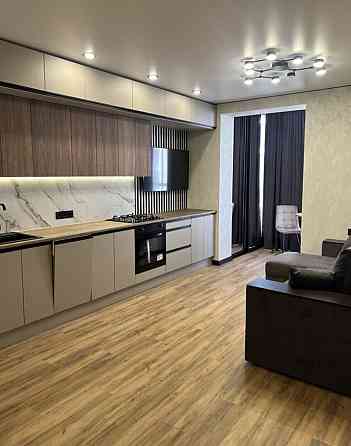 Продаж Квартира 2-кімнатна, 8/10 поверх на Запорізьке шосе, 32д Дніпро