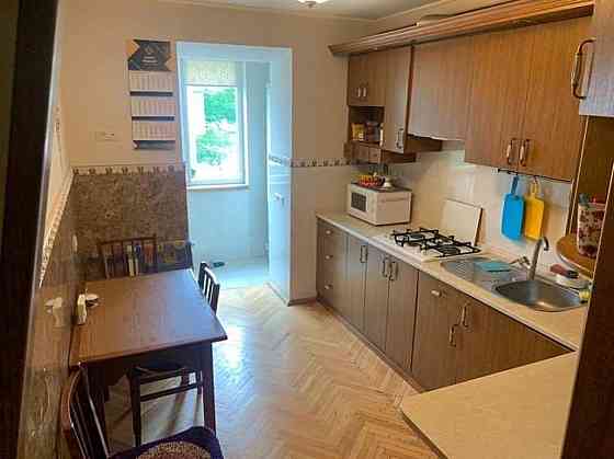 Продаж 3к Квартира 70 кв.м Суботівська вул. Львов
