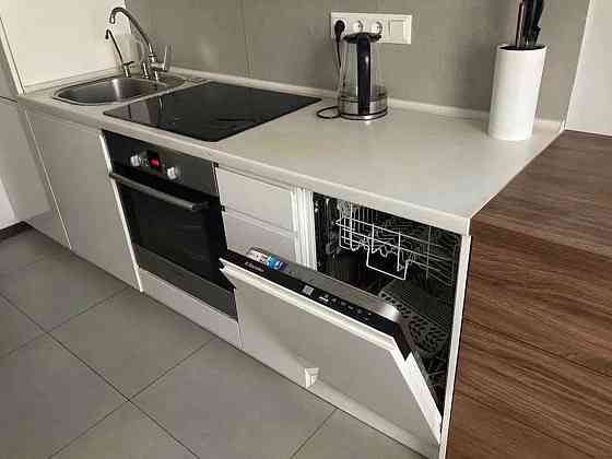 Оренда Квартира 3-кімнатна, 20/22 поверх на пр. Правды Київ