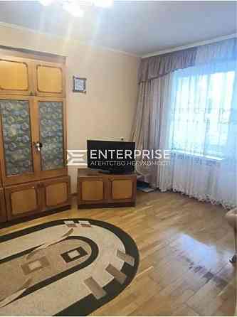 Продаж Квартира 2-кімнатна, 1/9 поверх на вул. Пантелеймона Куліша Kiev