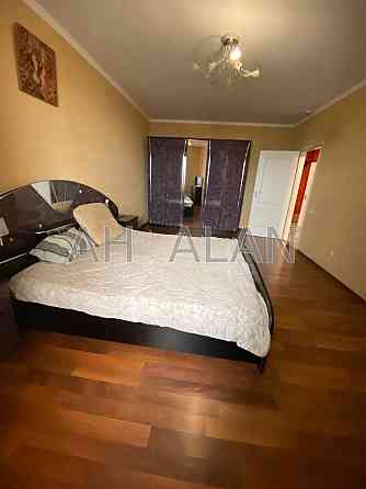 Оренда Будинок 1-кімнатний на Олександри Екстер вул., 13 Київ