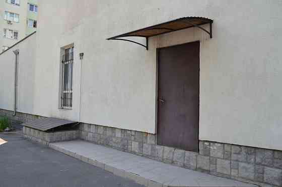 Оренда офісне приміщення на улица Хвылевого Николая, д.1 приміщень - 5, поверх - 1/10 Киев