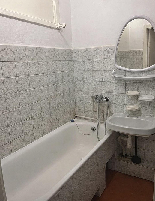 Продаж Квартира 1-кімнатна, 2/5 поверх на вул. Гагаріна Ровно - изображение 4