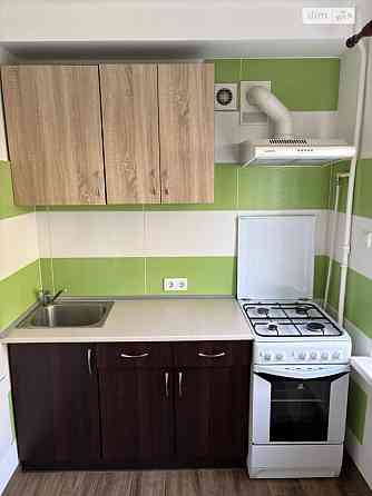 Продаж Квартира 2-кімнатна, 3/5 поверх на Миропільська вул., д. 31А Kiev