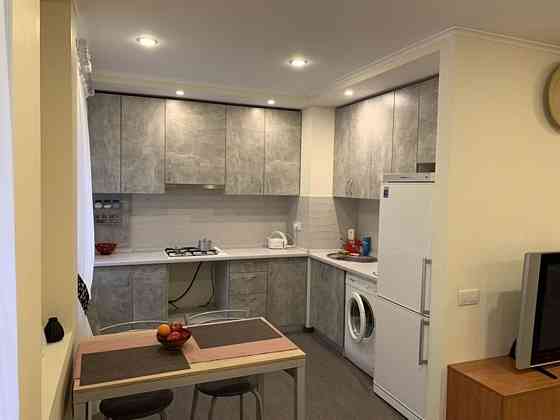 Оренда Квартира 1-кімнатна, 3/9 поверх на бул. Перова, 48 Kiev