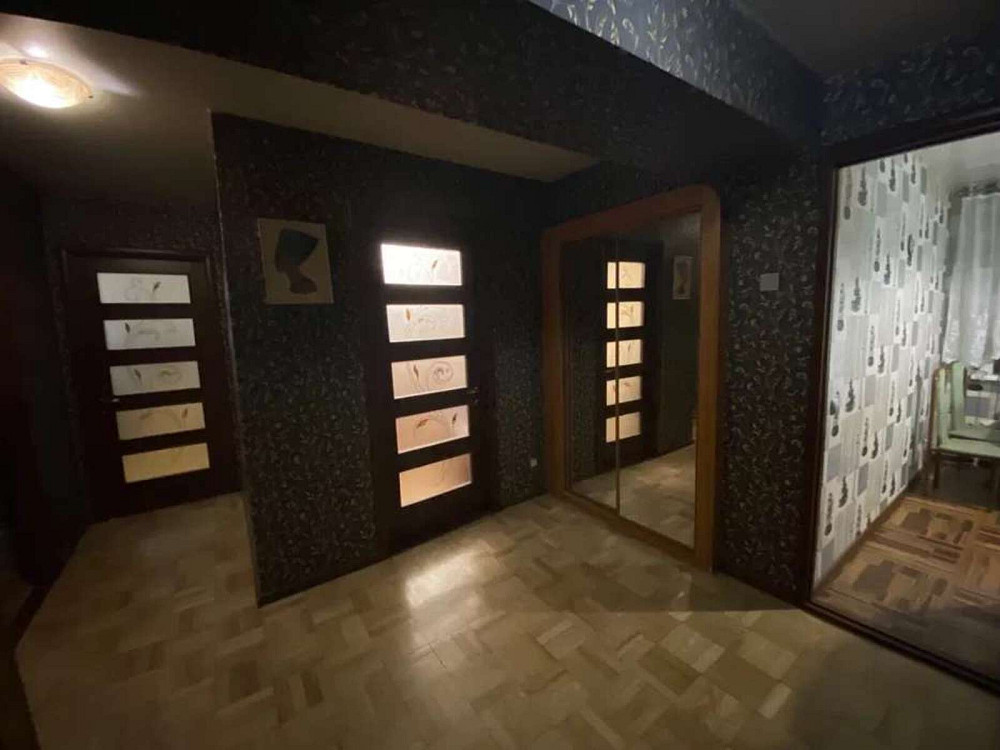 Оренда Квартира 3-кімнатна на ул. Оболонская, 13-15 Київ - фото 1