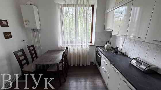 Продаж Квартира 2-кімнатна, 1/5 поверх на Котляревського Ужгород