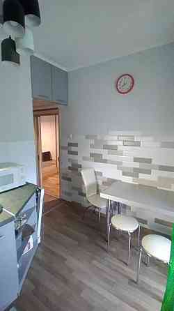 Оренда Квартира 1-кімнатна, 4/4 поверх на Кирилівська, 2 Kiev