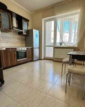 Продаж Квартира 1-кімнатна, 15/16 поверх на Небесной Сотни проспект Одесса