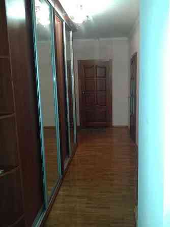 Оренда Квартира 3-кімнатна, 2/17 поверх на ул. Анны Ахматовой, 31 Київ