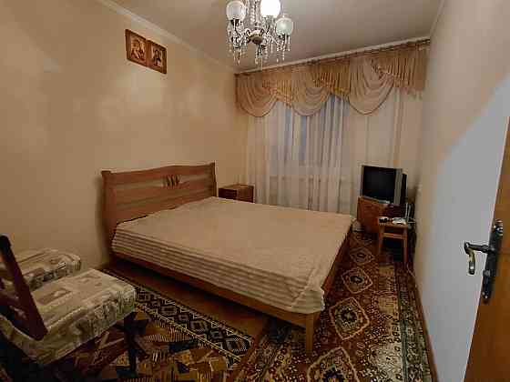 Оренда Квартира 2-кімнатна, 10/10 поверх на Дмитра Вишневецького б-р, 3 Тернопіль