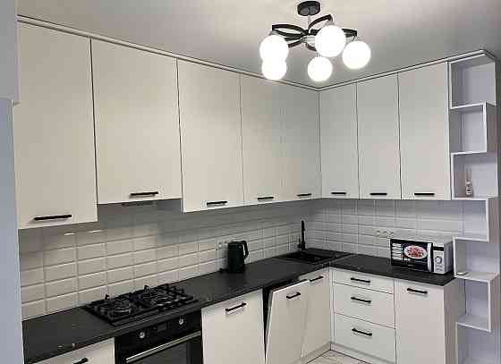 Продаж 1к Квартира 44 кв.м Євгенія Рихліка (з КОМІРОЮ) 15 Zhytomyr