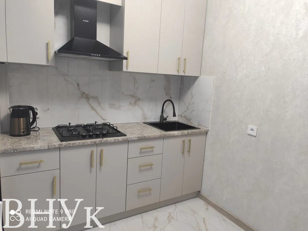 Продаж Квартира 1-кімнатна, 8/10 поверх на Рівненська Луцьк - фото 3