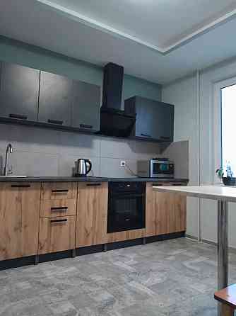 Оренда Квартира 3-кімнатна, 20/25 поверх на вул. Анни Ахматової, 26 Київ