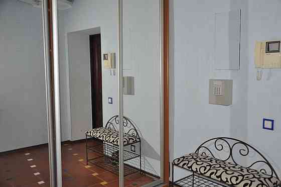 Продаж Квартира 4-кімнатна, 12/16 поверх на Тростянецька, 49 Киев