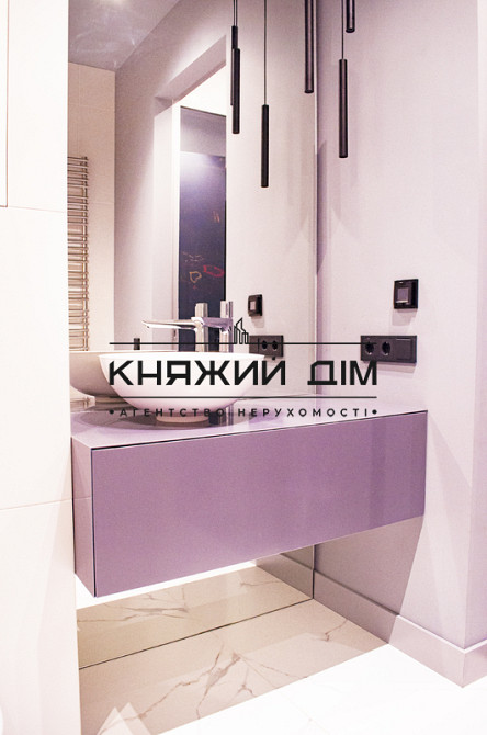 Без комиссии! Продажа видовой 3-х к. квартиры с дизайнерским ремонтом в ЖК Заречный. № 21133695 Kiev - photo 10