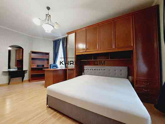 Оренда Квартира 3-кімнатна, 2/5 поверх на Кловский спуск Kiev