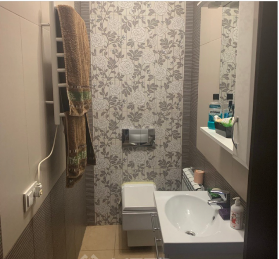 Продам  двухуровневую квартиру на земле 160кв.м. с евроремонтом  и гаражем Одеса