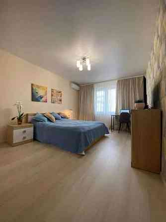 Оренда Квартира 1-кімнатна, 23/25 поверх на Вирлицька, 15 Київ