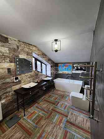 Продаж Будинок 6-кімнатний на вул. Архипа Люльки Kharkiv