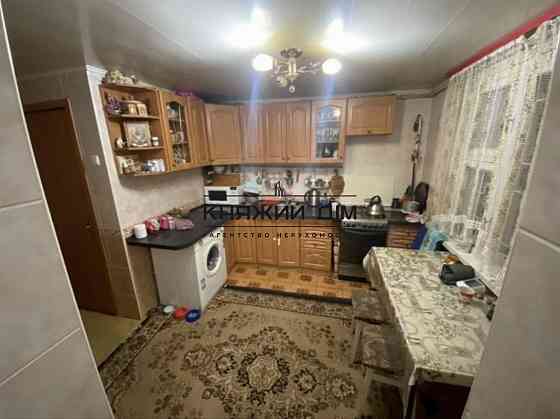 Продам дом 5 спален 6 соток 120 м2, по Житомирской трассе Новосілки (Іванківський район)