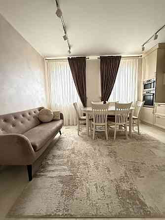 Оренда Квартира 2-кімнатна, 3/4 поверх на вул. Розточчя Львів