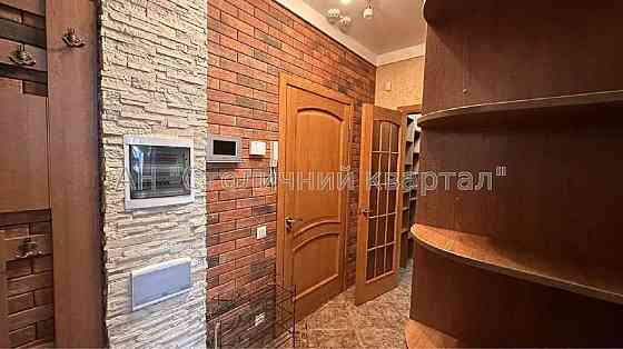 Продаж Будинок 2-кімнатний на Вишгородська вул., 45/1Б Kiev