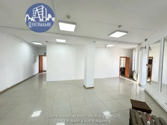 For rent Office Spaces area 95 sq.m floor 2 Chernivtsi Заводська 56К Chernivtsi
