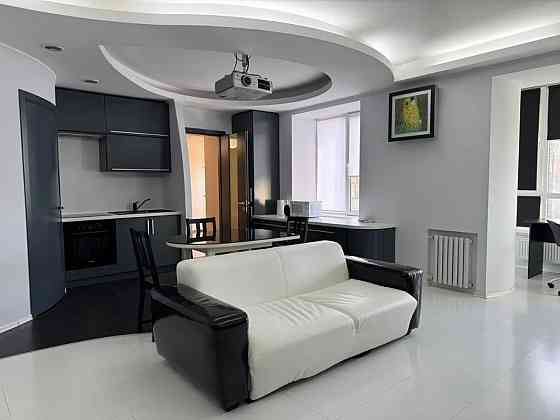 Продаж Квартира 2-кімнатна, 4/15 поверх на Уральская ул., 5 Дніпро