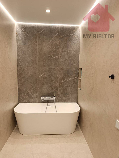 Продаж Квартира 3-кімнатна, 8/8 поверх на Собранецька Ужгород - фото 5