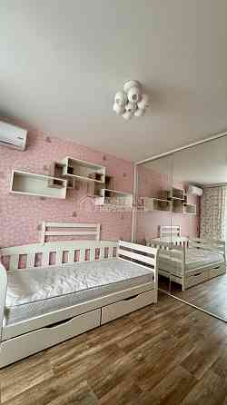 Продаж Квартира 3-кімнатна, 2/12 поверх на вул. Валентинівська Харків