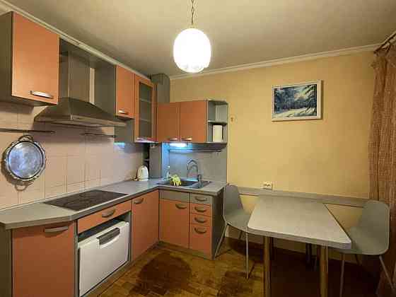 Оренда Квартира 2-кімнатна, 8/13 поверх на вул. Княжий Затон, 14 Б Київ