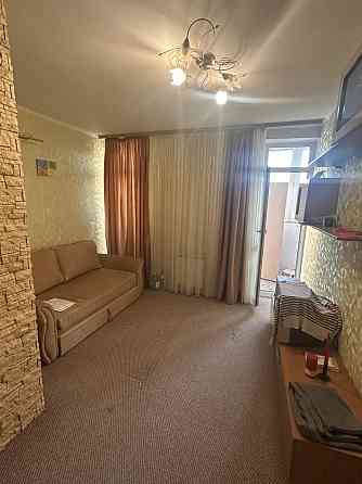 Продаж Квартира 2-кімнатна, 16/24 поверх на Урлівська вул., д. 11/44 Киев