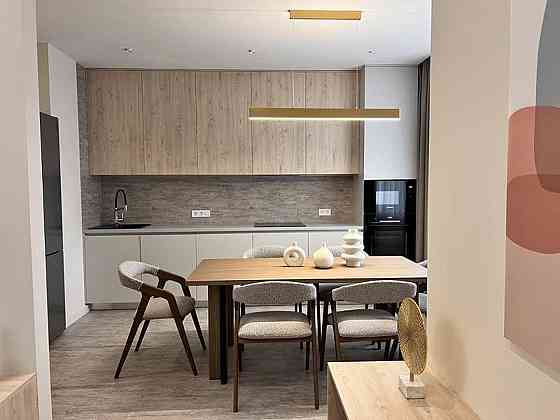 Продаж Квартира 2-кімнатна, 10/25 поверх на Генуэзская ул. Одеса