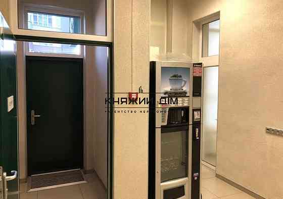 Продаж офісне приміщення на Механизаторов ул./Генерала Шаповала поверх - 1/25 Київ