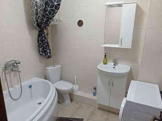 Оренда Квартира 1-кімнатна, 11/26 поверх на Драгоманова, 6/1 Київ