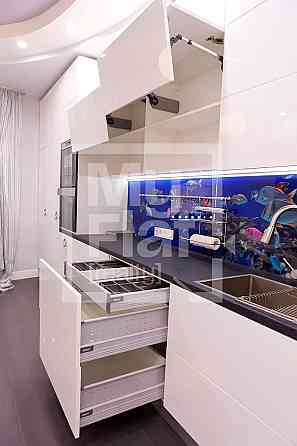 Оренда Квартира 1-кімнатна, 8/27 поверх на вул. Леси Украинки Kiev