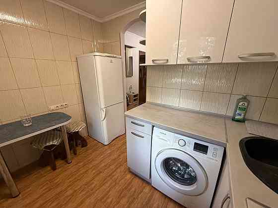 Оренда Квартира 1-кімнатна, 2/9 поверх на Маршала Рокосовського, 3 Київ